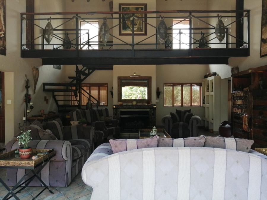 4 Bedroom Property for Sale in Boschenvaal River Front Lodges Free State